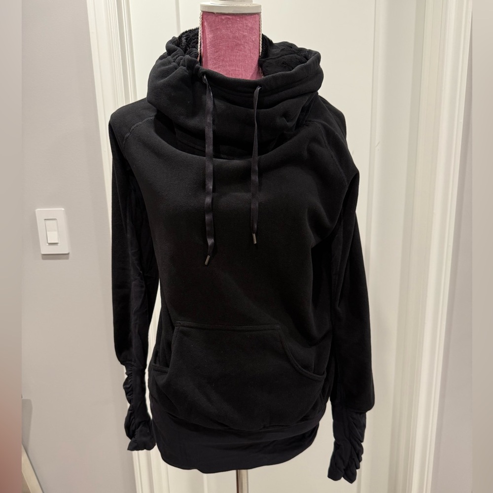 Lululemon Black Don’t Hurry Be Happy Pullover